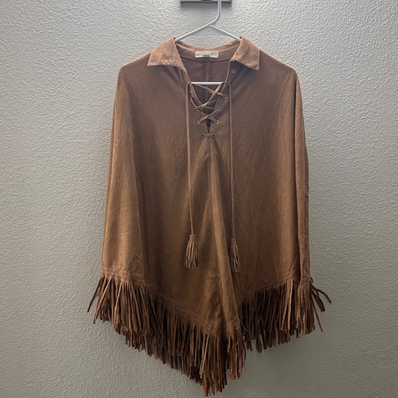 Onetheland Other - Brown Fringe Poncho